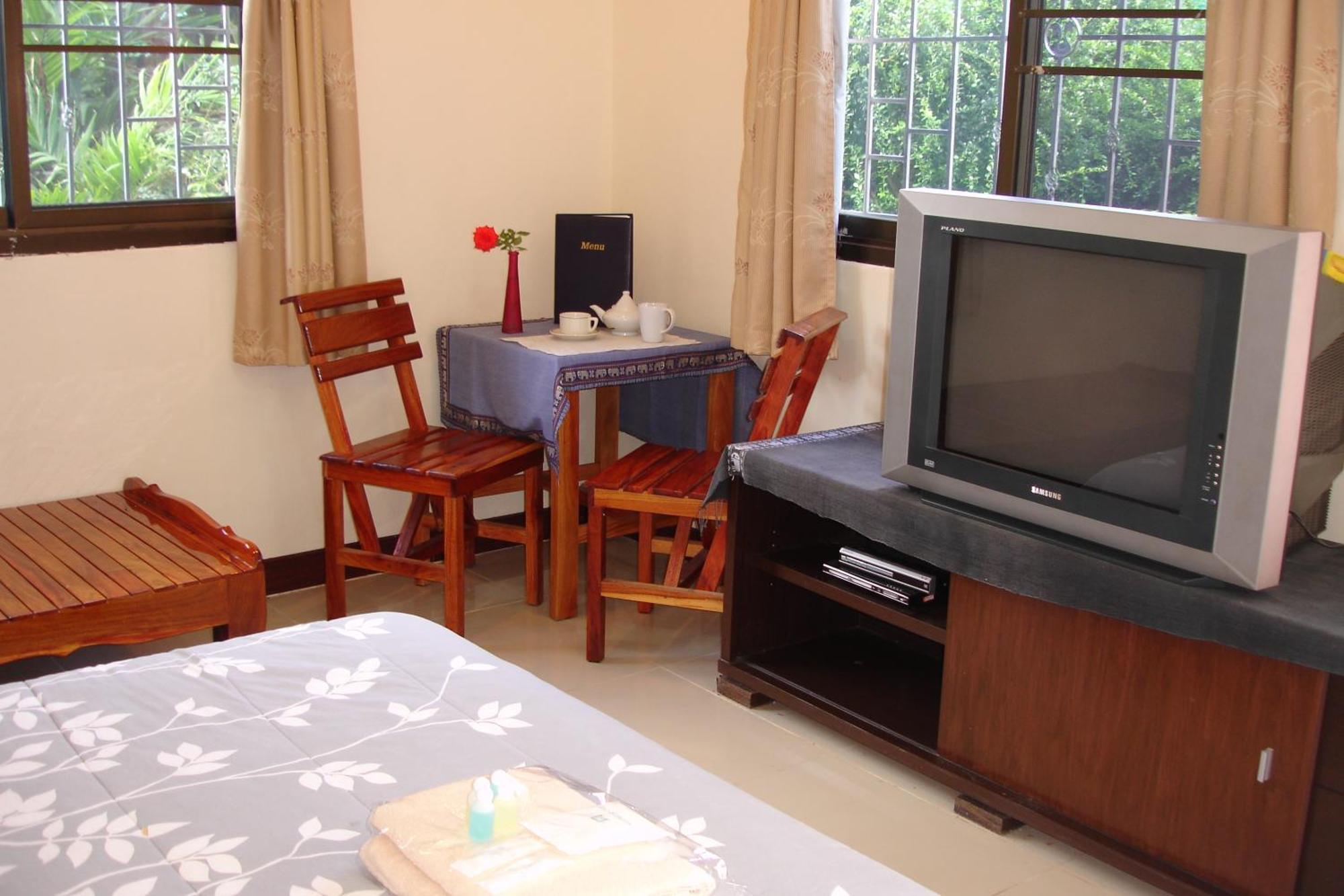 Home Stay Stc Bed And Breakfast Udon Thani Eksteriør billede