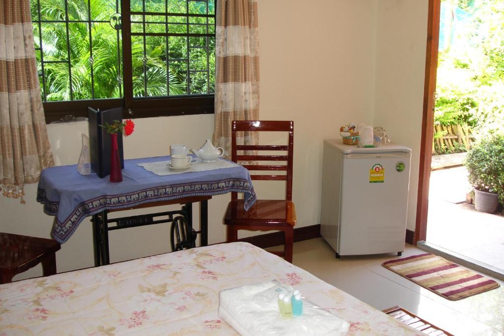 Home Stay Stc Bed And Breakfast Udon Thani Værelse billede