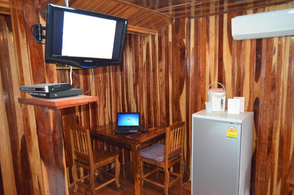 Home Stay Stc Bed And Breakfast Udon Thani Værelse billede