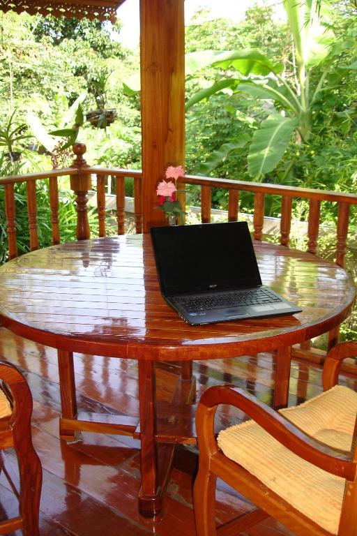 Home Stay Stc Bed And Breakfast Udon Thani Værelse billede