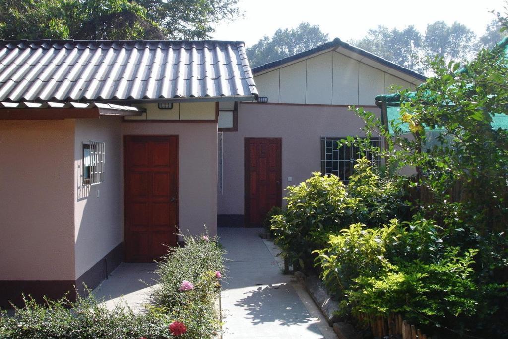Home Stay Stc Bed And Breakfast Udon Thani Værelse billede